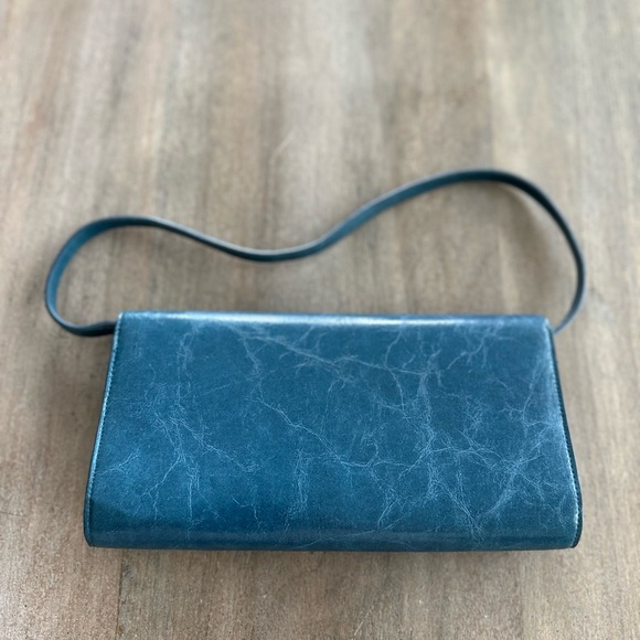 Armani Exchange Hand bag. - Picture 4 of 4